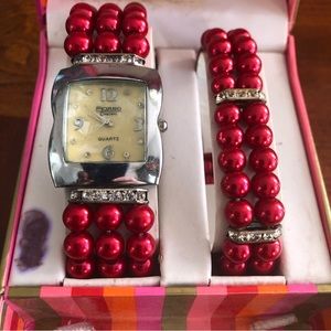 Figaro Couture red Pearl watch and bracelet set in box